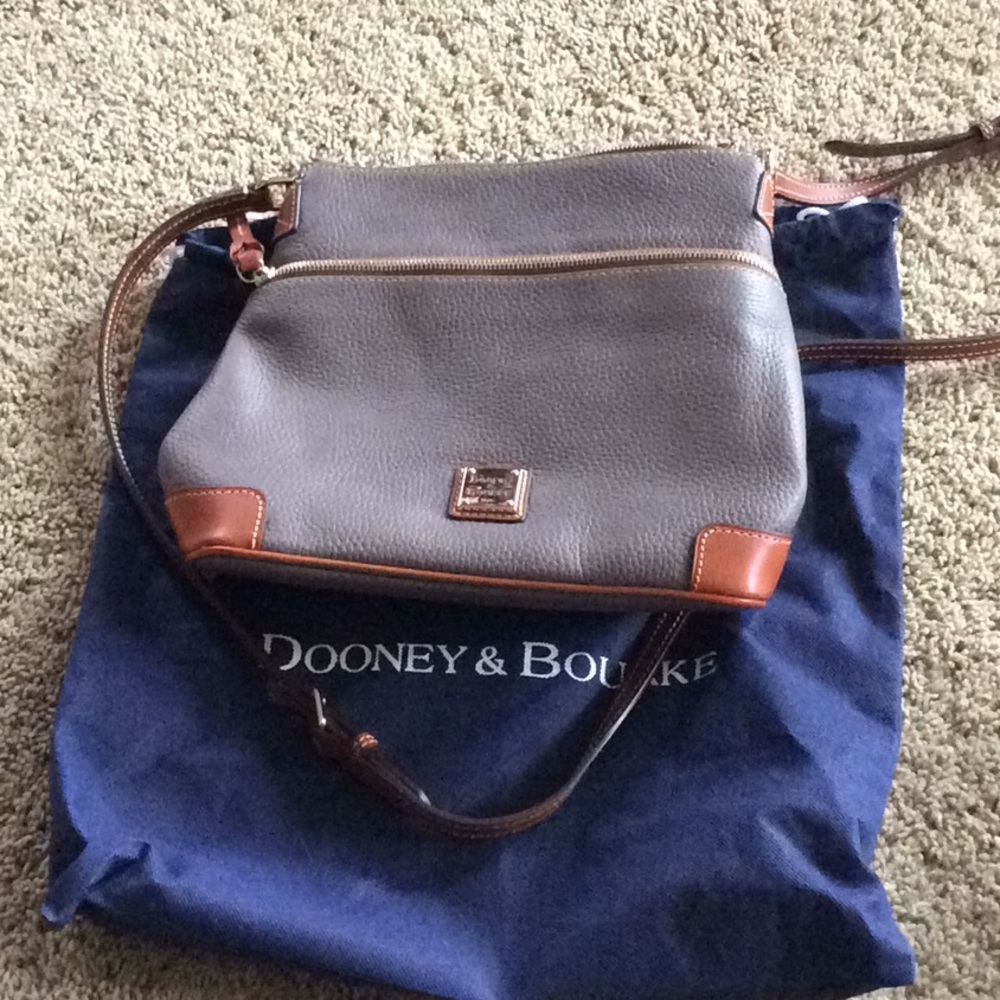 Dooney & Bourke Elephant Crossbody NWOT